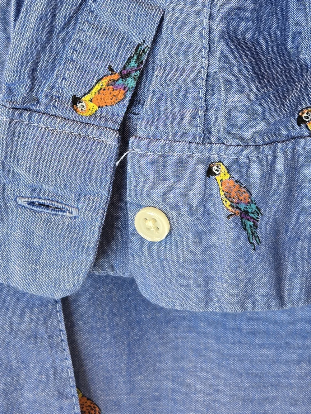 Old Navy Button Up Shirt Women Size M Parrot Collared Blue Long Sleeve - Picture 4 of 10